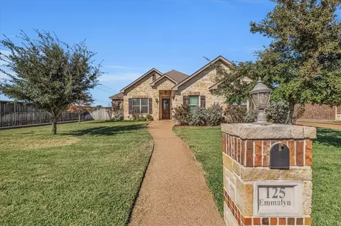 125 Emmalyn Dr, Hewitt, TX 76643