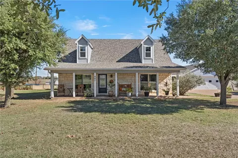 447 Quail Hollow Ln, Woodway, TX 76712