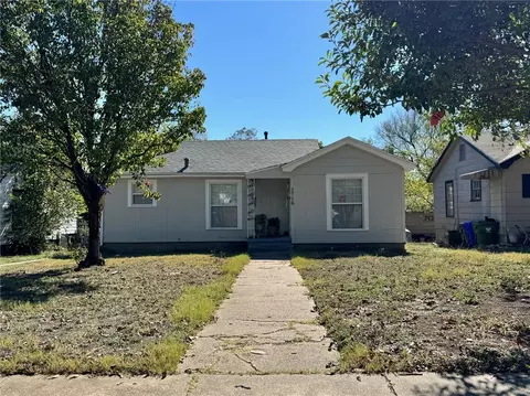 2716 Live Oak Ave, Waco, TX 76708