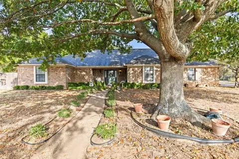 26 Buttercup Cir, Waco, TX 76708
