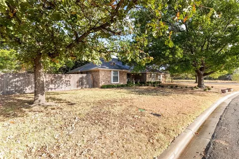 Exterior - 26 Buttercup Cir, Waco, TX 76708 photo 3 of 18