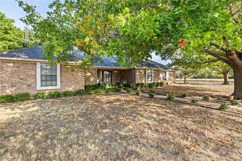 Exterior - 26 Buttercup Cir, Waco, TX 76708 photo 7 of 18