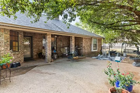 Exterior - 26 Buttercup Cir, Waco, TX 76708 photo 9 of 18
