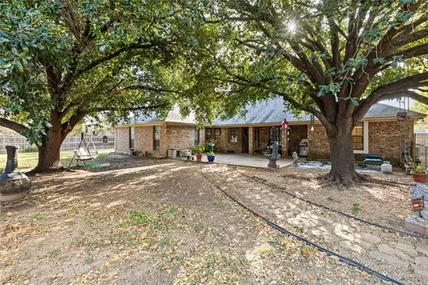 Exterior - 26 Buttercup Cir, Waco, TX 76708 photo 11 of 18