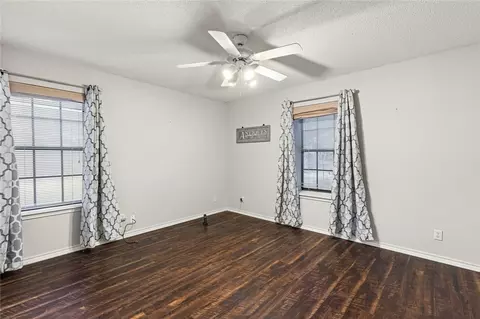 Bedroom - 26 Buttercup Cir, Waco, TX 76708 photo 2 of 5
