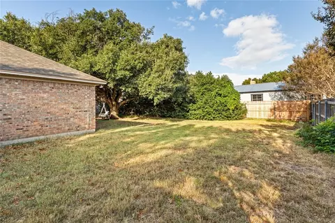 Exterior - 26 Buttercup Cir, Waco, TX 76708 photo 13 of 18