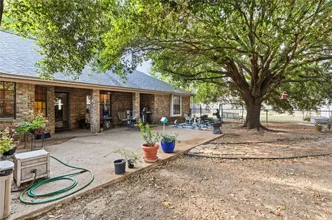 Exterior - 26 Buttercup Cir, Waco, TX 76708 photo 6 of 18