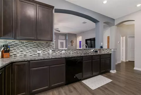 2709 Beutel Rd, Lorena, TX 76655 photo 9