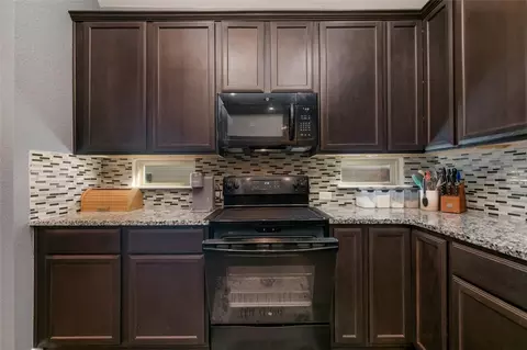 2709 Beutel Rd, Lorena, TX 76655 photo 10