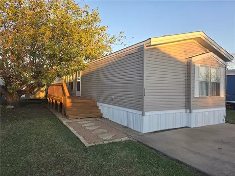 3400 Robinson Dr #118, Waco, TX 76706