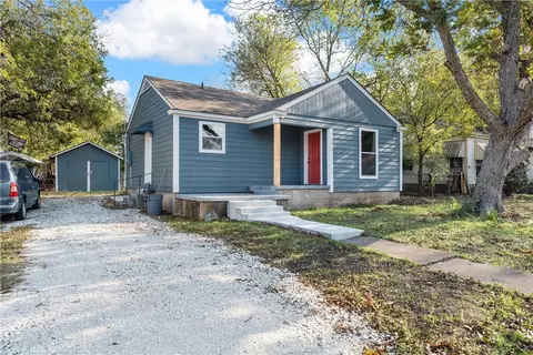 2816 Alexander St, Waco, TX 76708 photo 2