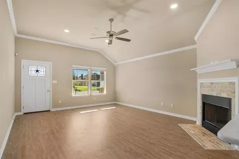 2510 Yoder Ln, Waco, TX 76706 photo 9