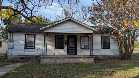 924 Hubert St, Waco, TX 76704
