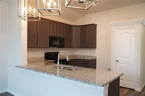 10248 Omni Dr, Waco, TX 76708 photo 3