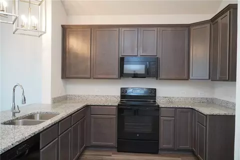 10248 Omni Dr, Waco, TX 76708 photo 2