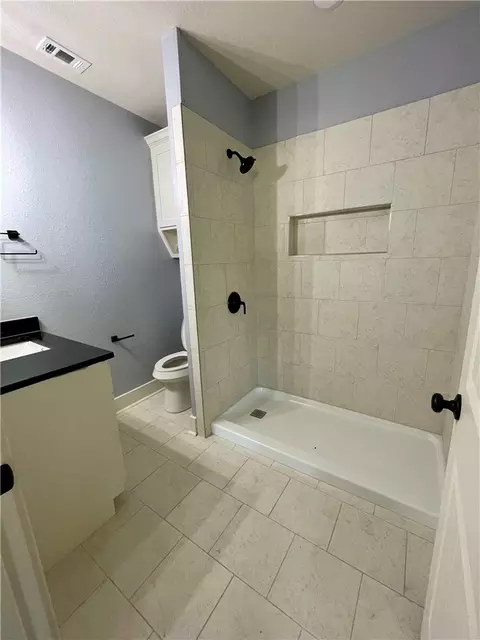 618 Monroe St, Mcgregor, TX 76657 photo 10