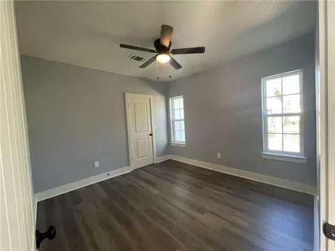 618 Monroe St, Mcgregor, TX 76657 photo 41