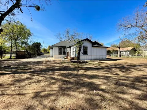 618 Monroe St, Mcgregor, TX 76657 photo 46