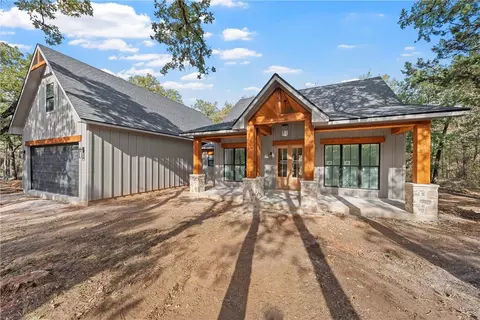 157 Barker Ln, Waco, TX 76705