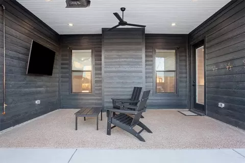 Exterior - 2208 Cushman St, Lorena, TX 76655 photo 3 of 12