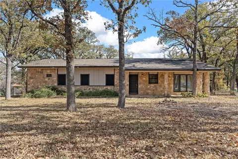 1085 Saffle Rd, Waco, TX 76706