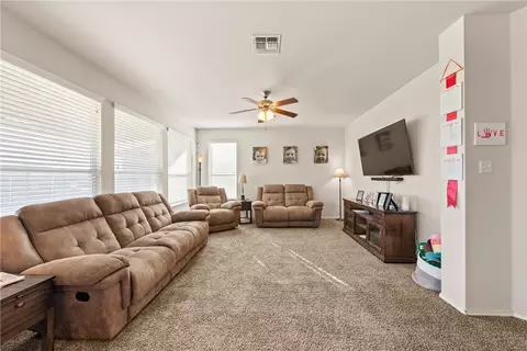 9908 Desperado Dr, Waco, TX 76708 photo 6