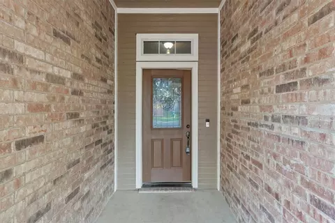 10109 Colony Dr, Waco, TX 76708 photo 4