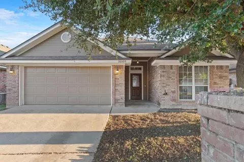 10109 Colony Dr, Waco, TX 76708