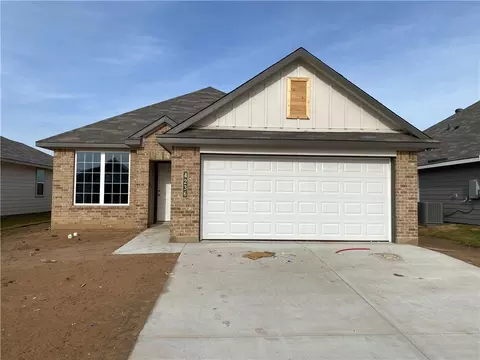 4236 Centerfire Rd, Waco, TX 76705
