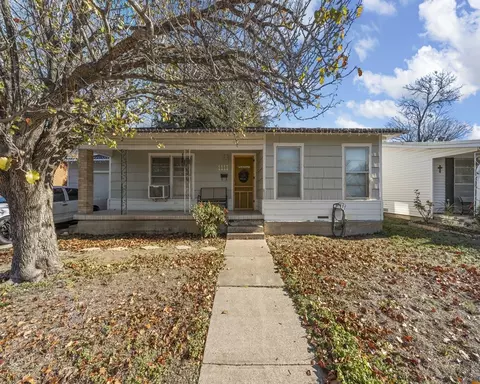 1113 N 45th St, Waco, TX 76710