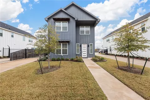 2400 S 4th St, Waco, TX 76706