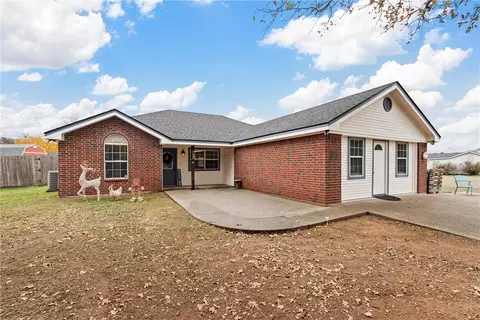 102 Spring Branch Rd, Waco, TX 76705