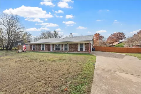 10504 Wortham Bend Rd, Waco, TX 76708