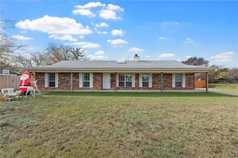 10504 Wortham Bend Rd, Waco, TX 76708 photo 2