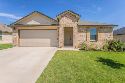 7108 Guadalupe Rd, China Spring, TX 76633