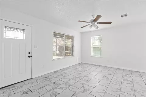 Living - 3220 N 26th St, Waco, TX 76708 photo 1 of 4