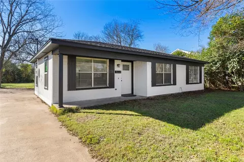 Exterior - 3220 N 26th St, Waco, TX 76708 photo 2 of 5