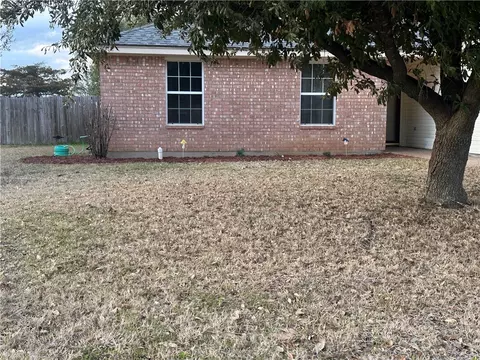 Exterior - 4213 Larry Don Ln, Waco, TX 76708 photo 2 of 4