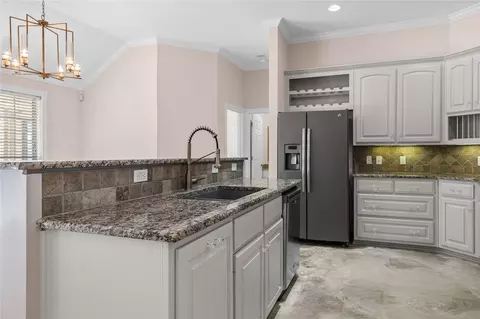 Kitchen - 125 Grovecreek Dr, Waco, TX 76708 photo 3 of 3