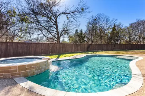 Exterior - 125 Grovecreek Dr, Waco, TX 76708 photo 9 of 9