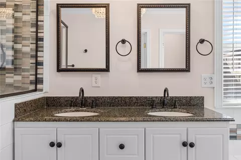 Bath - 125 Grovecreek Dr, Waco, TX 76708 photo 3 of 6