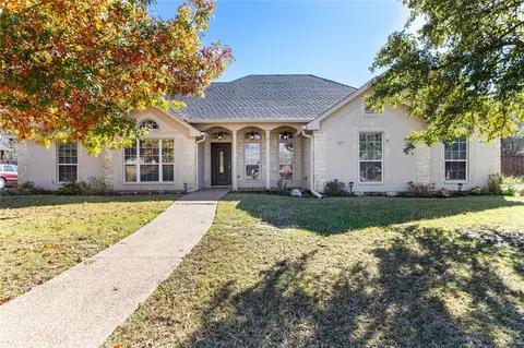 Exterior - 125 Grovecreek Dr, Waco, TX 76708 photo 2 of 9