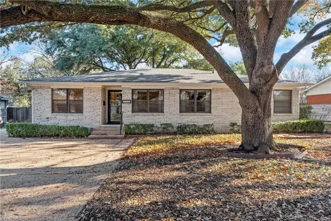 2309 N 49th St, Waco, TX 76710