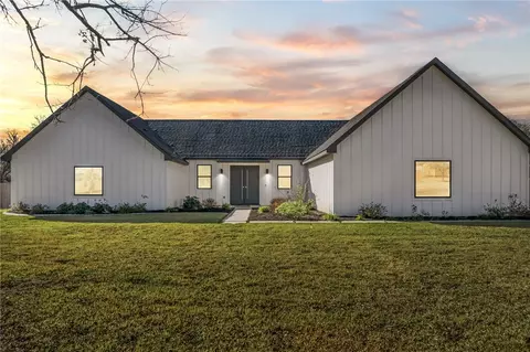1806 Sunset Rd, Waco, TX 76706