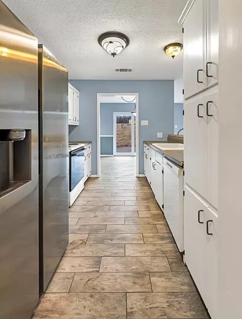 3329 Chimney Place Dr, Waco, TX 76708 photo 14