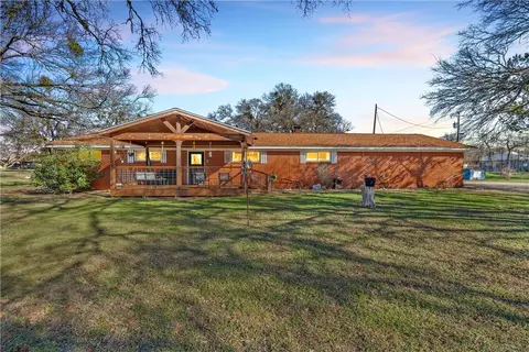 1801 Old Osage Rd, Gatesville, TX 76528
