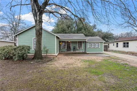 3217 S 3rd St, Waco, TX 76706
