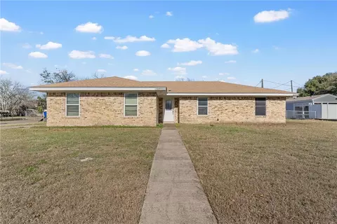 300 Confederate Dr, Lorena, TX 76655 photo 2