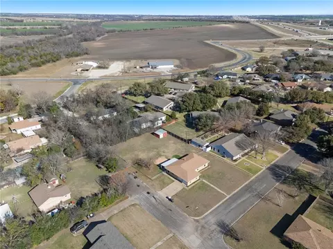 300 Confederate Dr, Lorena, TX 76655 photo 28