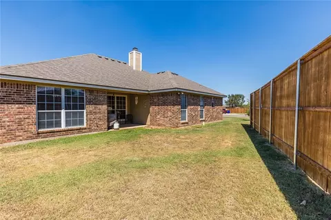 4404 Lacey Cir, Waco, TX 76708 photo 9